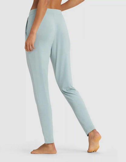 Women's Bamboo Stretch-Knit Tapered Pant - Last Chance