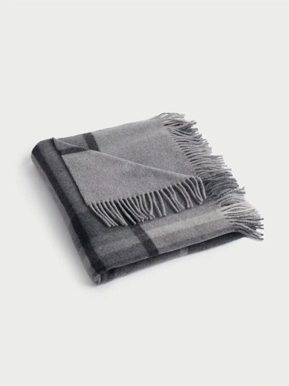 Lucca Throw
