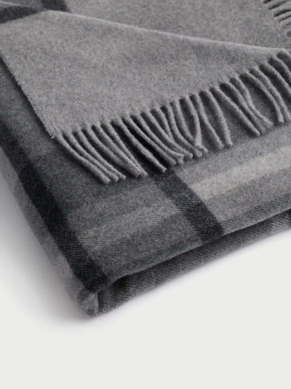 Lucca Throw
