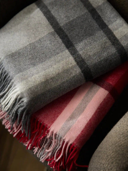 Lucca Throw