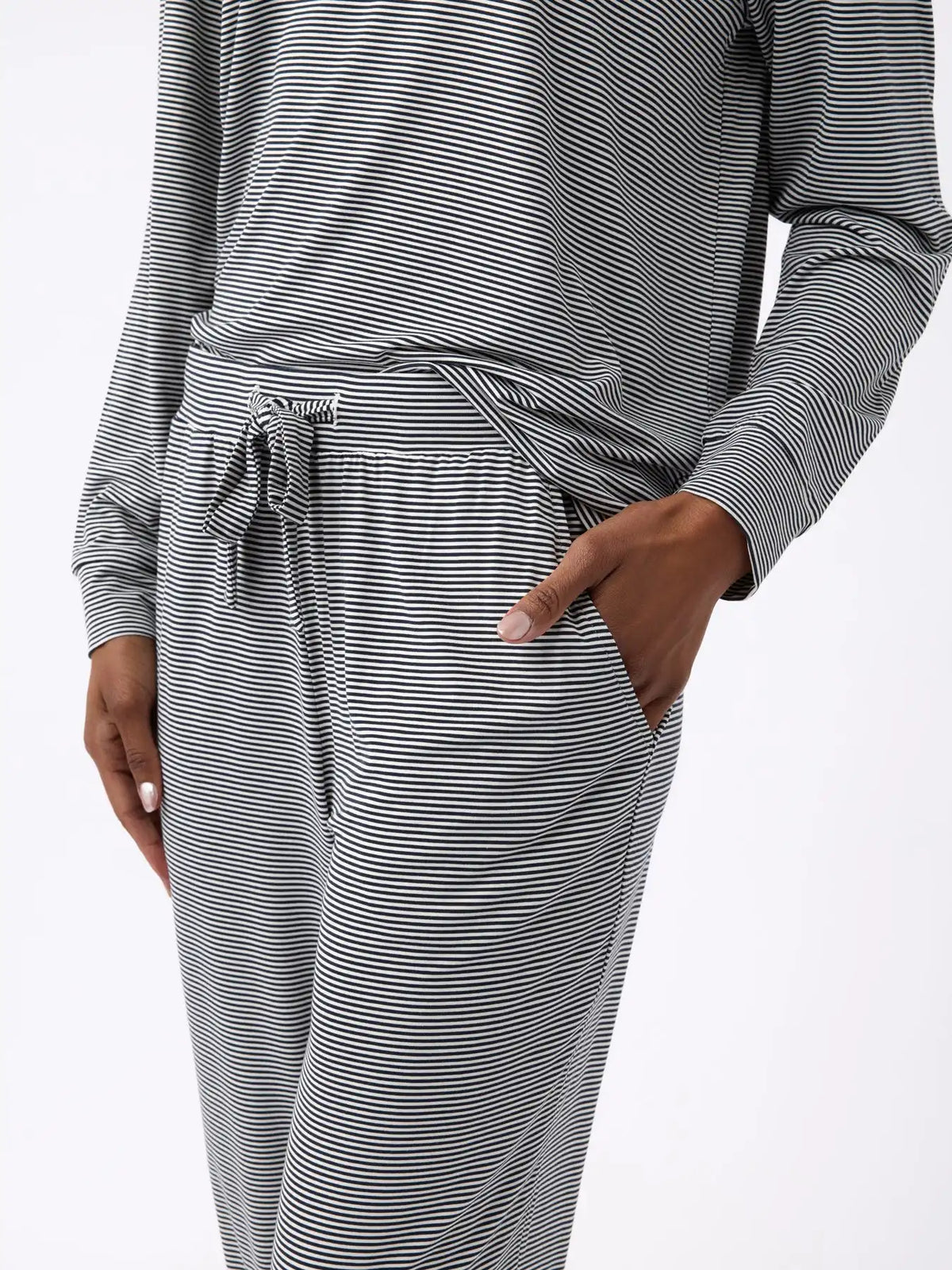 Women's Bamboo Stretch-Knit Tapered Pant